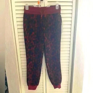 Zella all day girls size large (10-12) red leopard print sweatpants